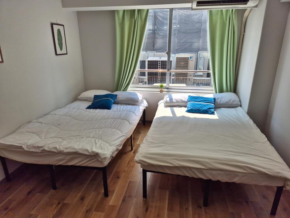 Imperial Honmachi Modern Apartment 3min Walk from Station Apartment in Osaka