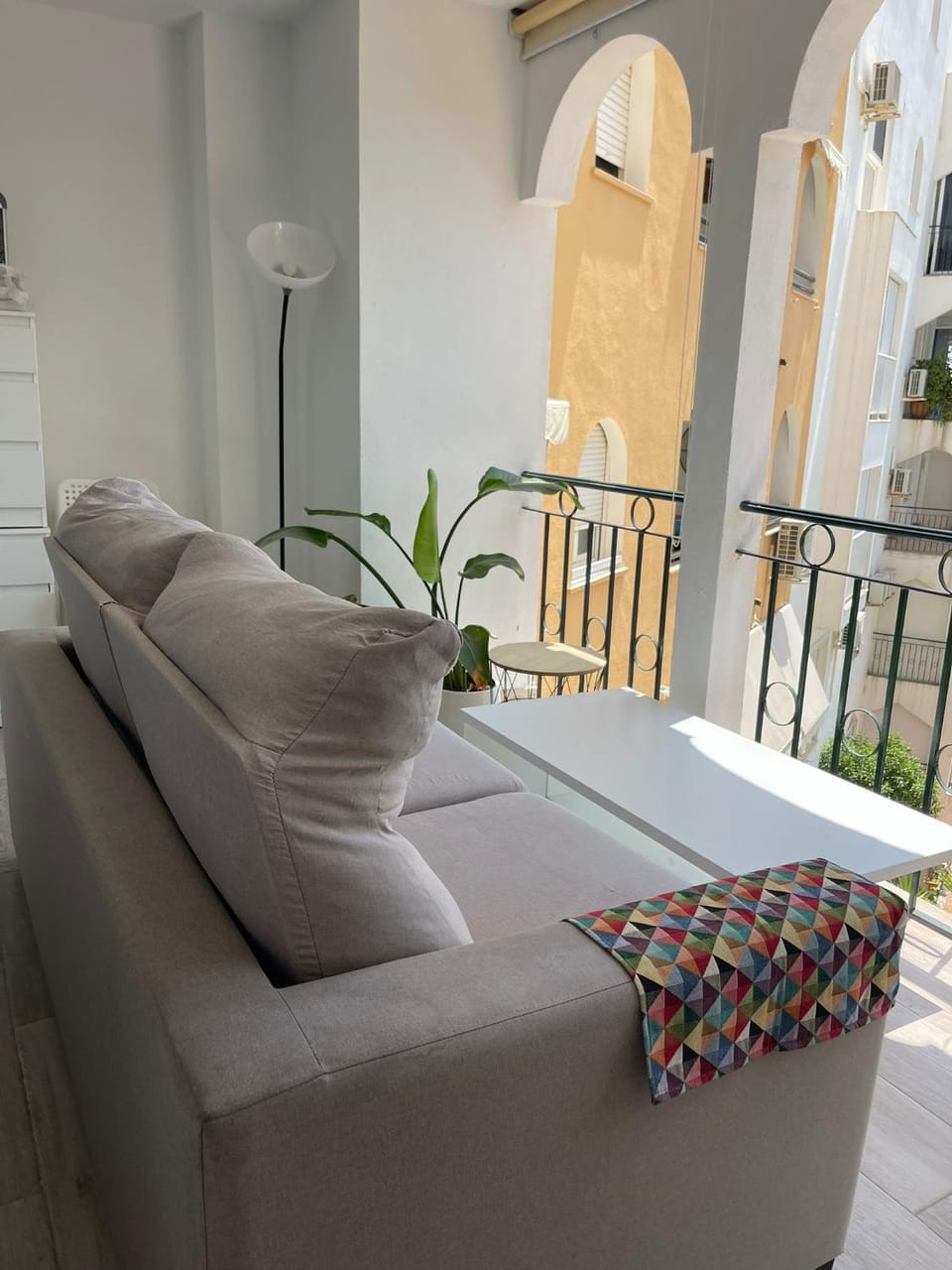 Casa Peartree - 2 bed apt with ocean views Apartment in Estepona