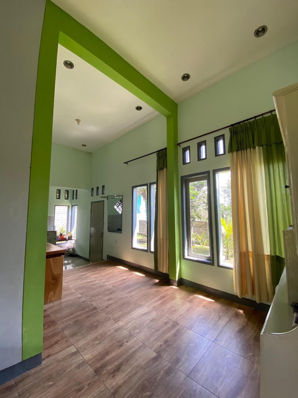 Villa Pring Lima Villa in Batu