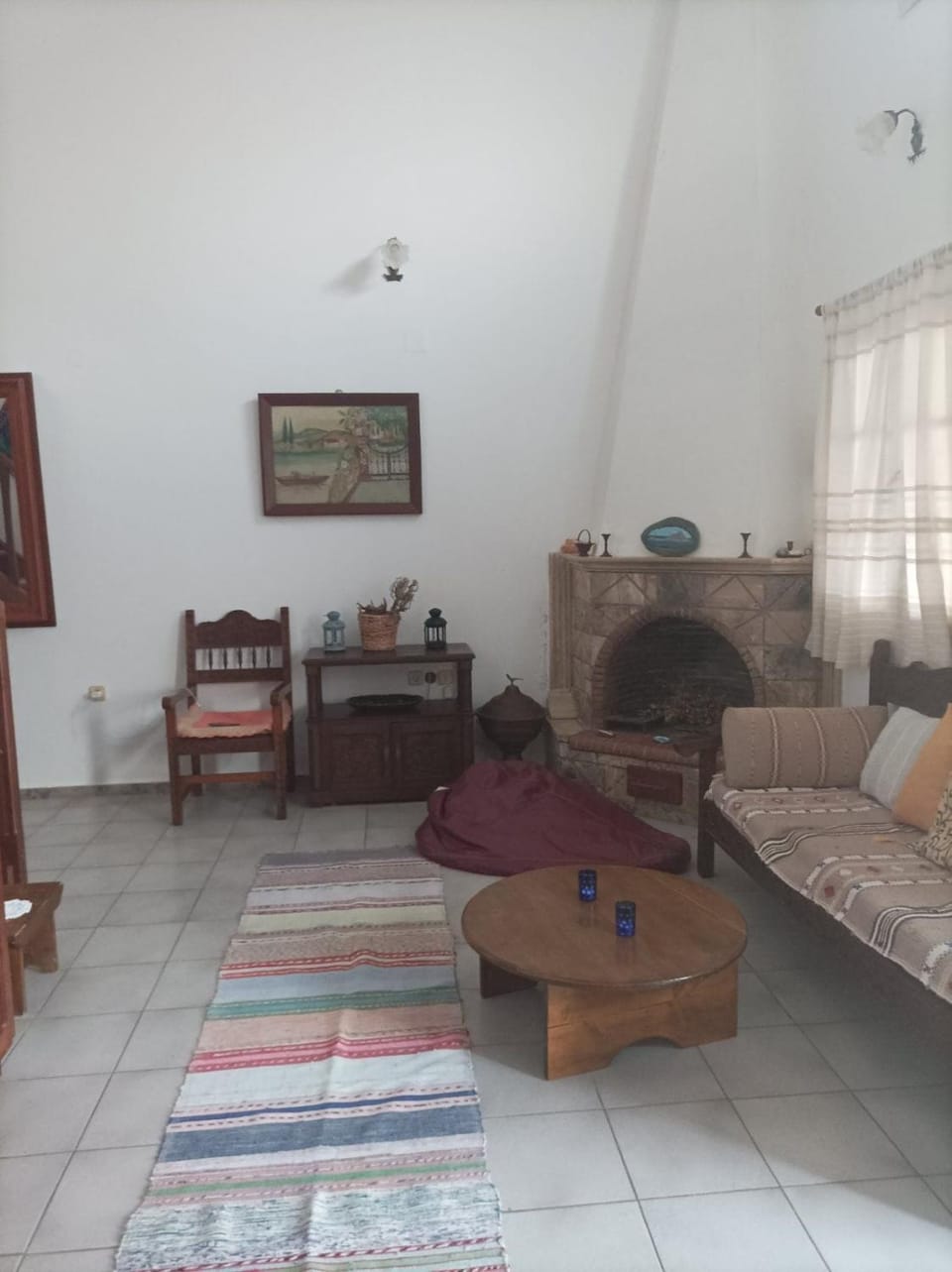 Waves and Walls -A kalymnian stay House in Kalymnos