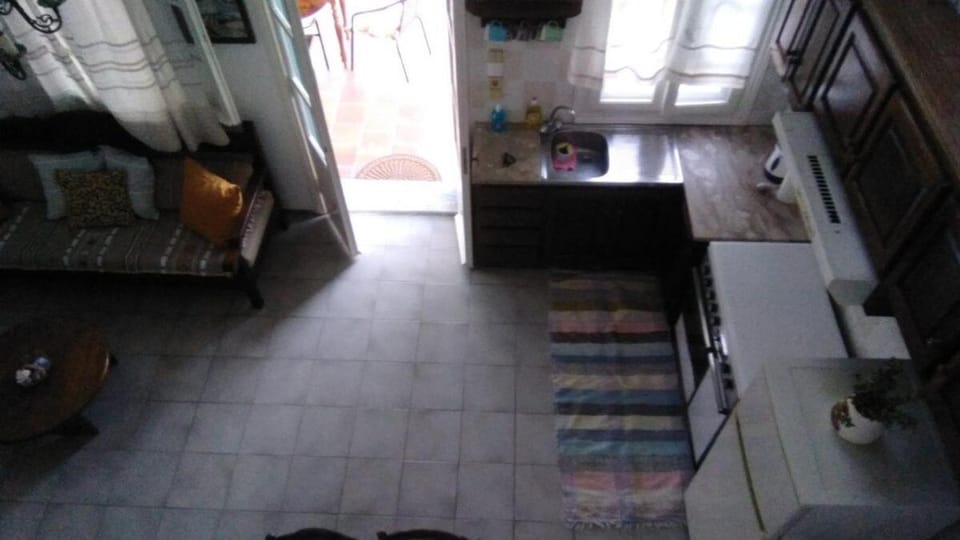 Waves and Walls -A kalymnian stay House in Kalymnos