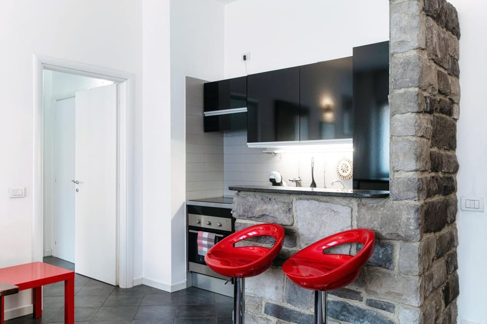 Kitchen or kitchenette, Living room
