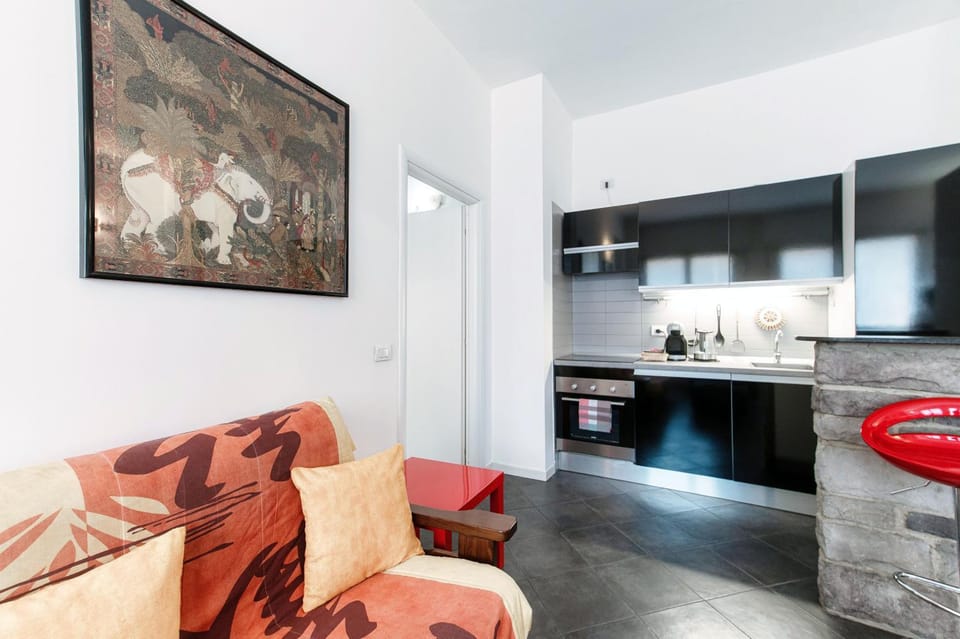 Kitchen or kitchenette, Living room