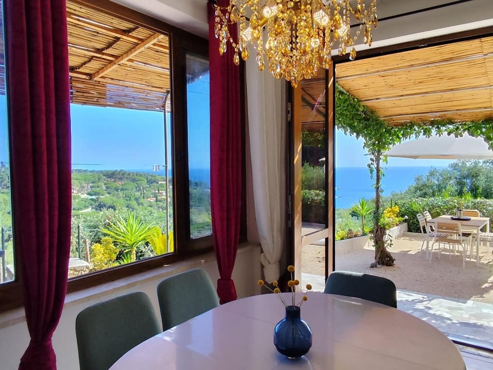 Natural landscape, Mountain view, Sea view