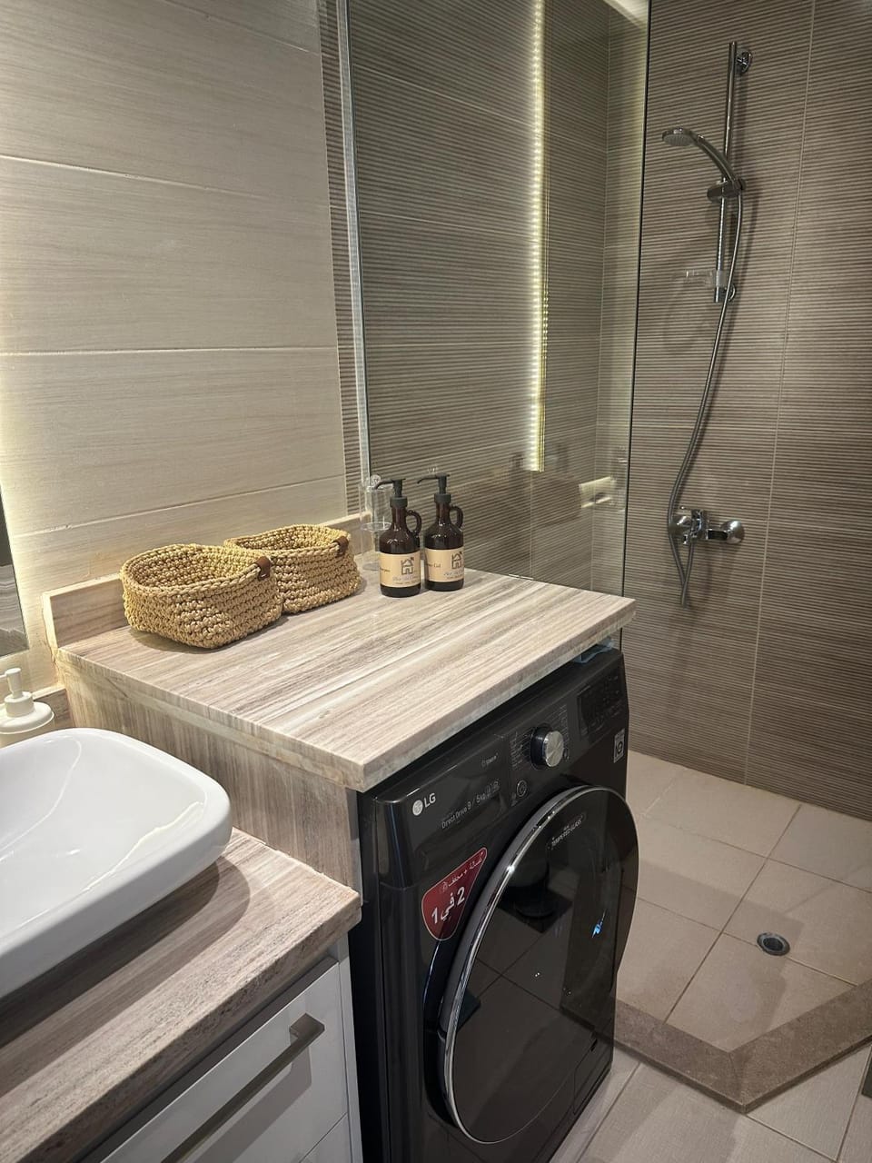 Shower, Bathroom, washing machine