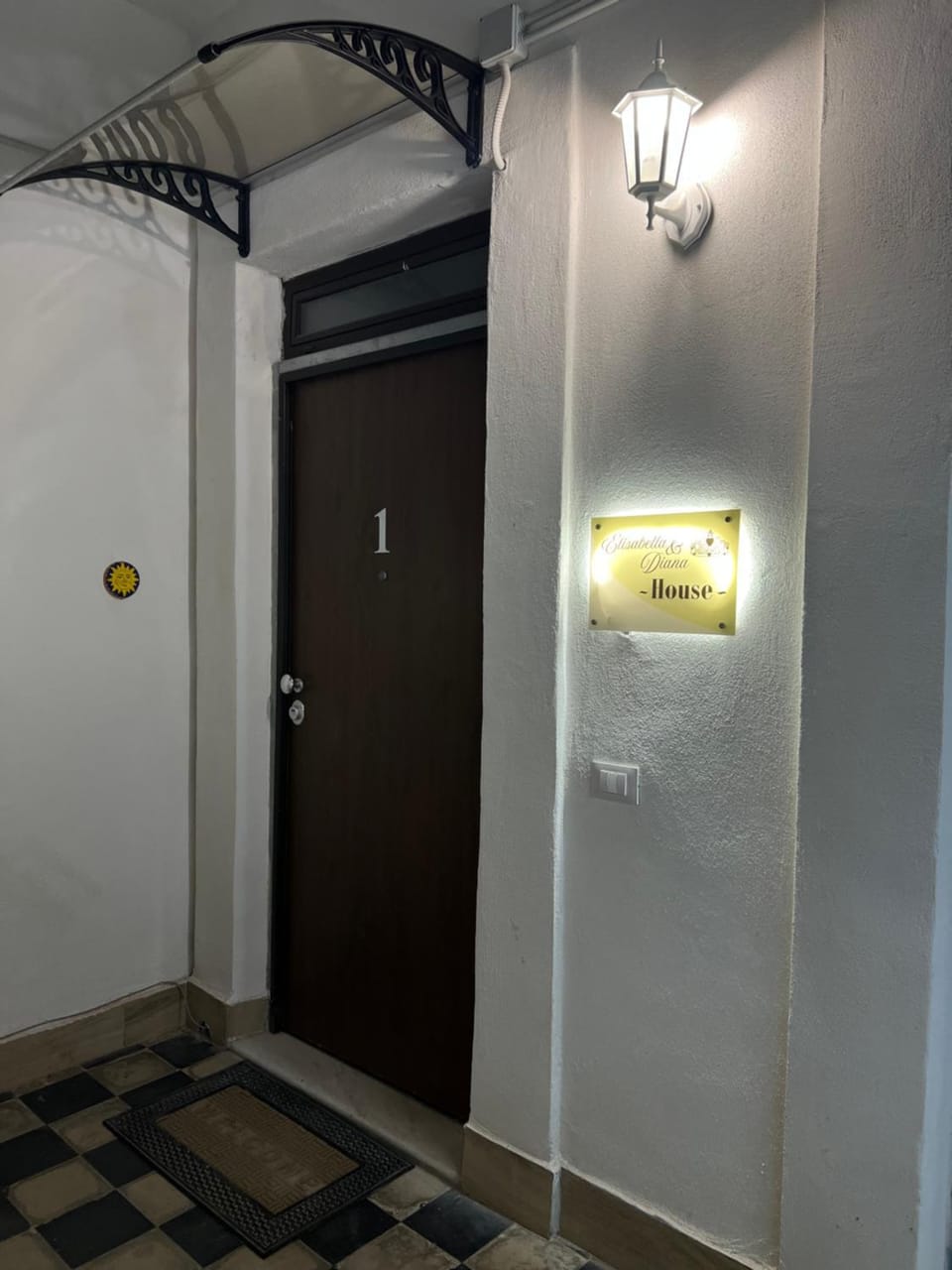 Elisabetta & Diana House Apartment in Catania