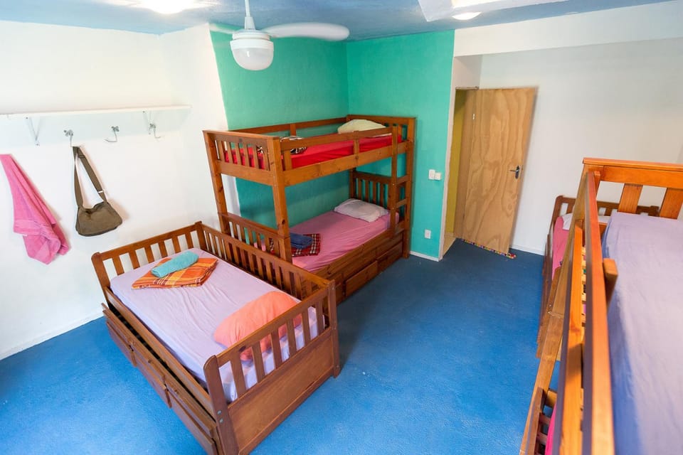 Bedroom, bunk bed