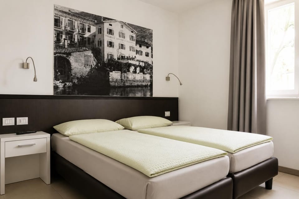 Holiday Apartments - Camping Al Porto Apartment in Nago–Torbole
