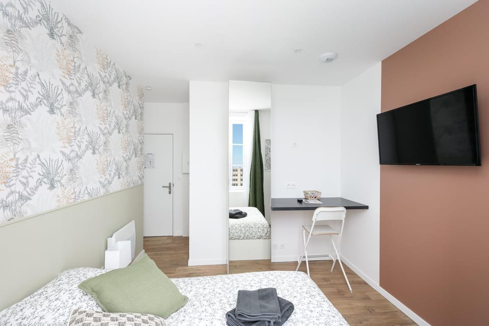 Chambre indépendante Clapot Apartment in Brest