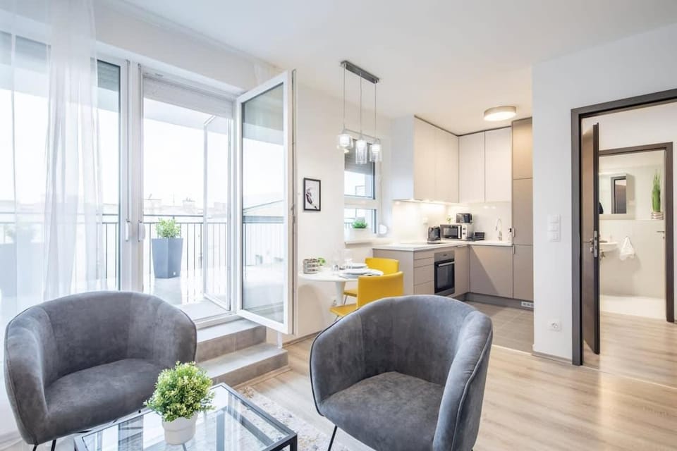 Penthouse - NEW - Modern & Quiet Apartment in Budapest