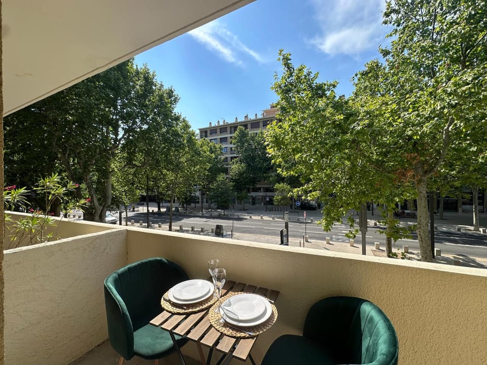 Patio, Day, View (from property/room), Balcony/Terrace, Dining area
