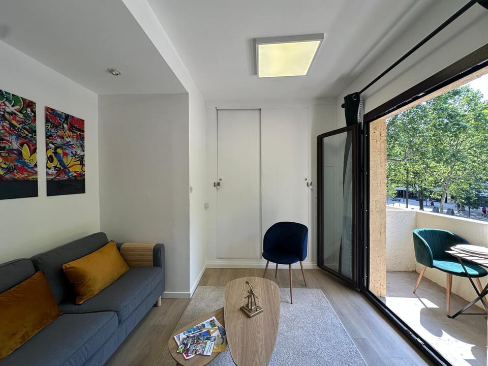 Patio, View (from property/room), Balcony/Terrace, Living room, Seating area, Dining area