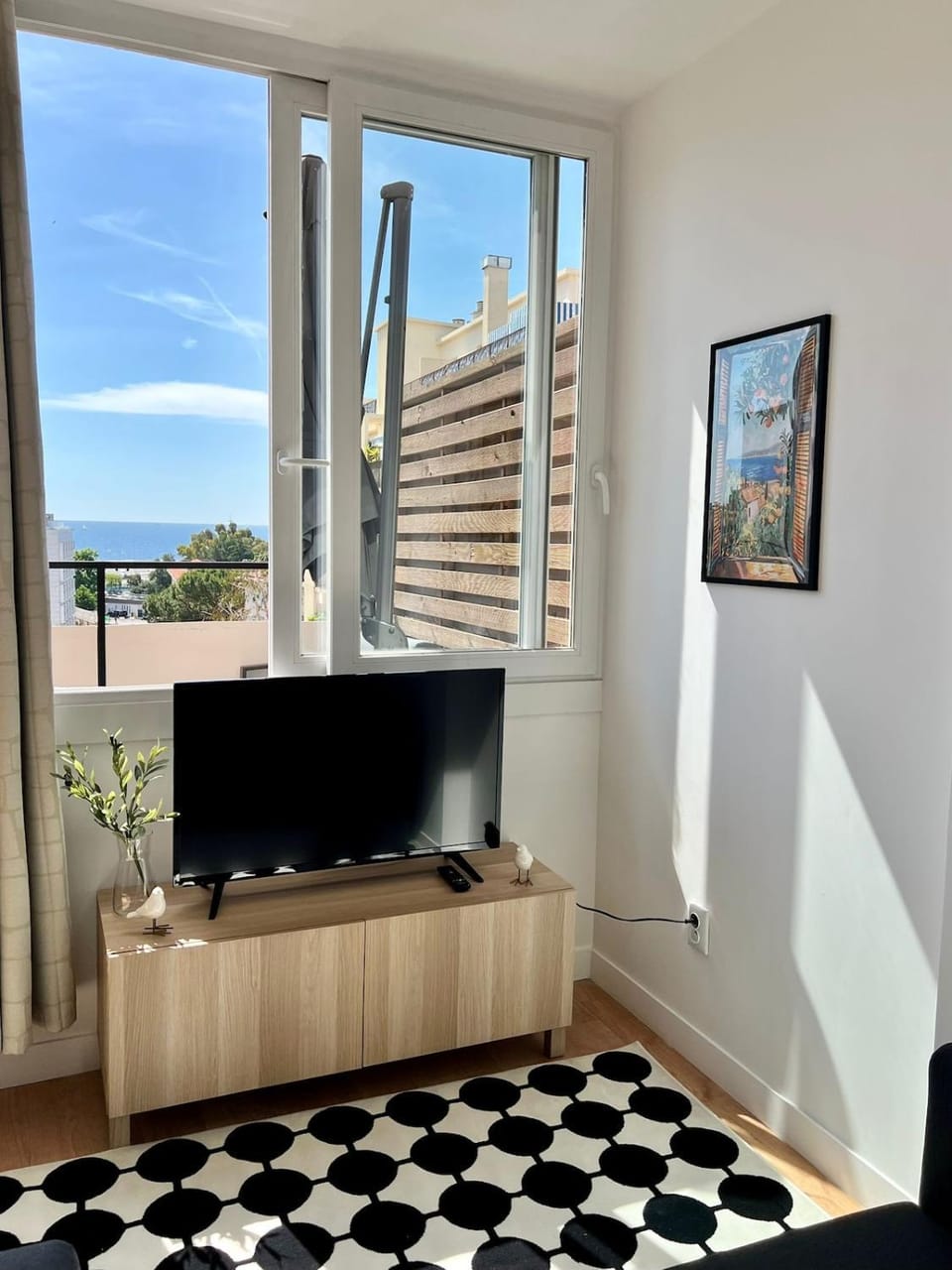 TV and multimedia, Sea view