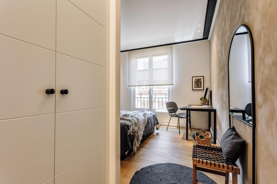 Kuma - 2 bedrooms in Salamanca Apartment in Madrid