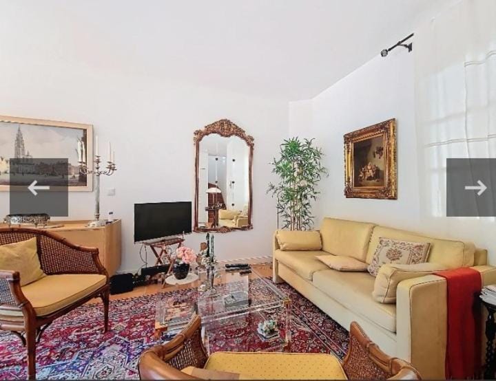 Tweeslaapkamerhuis in prachtig domein House in Fayence