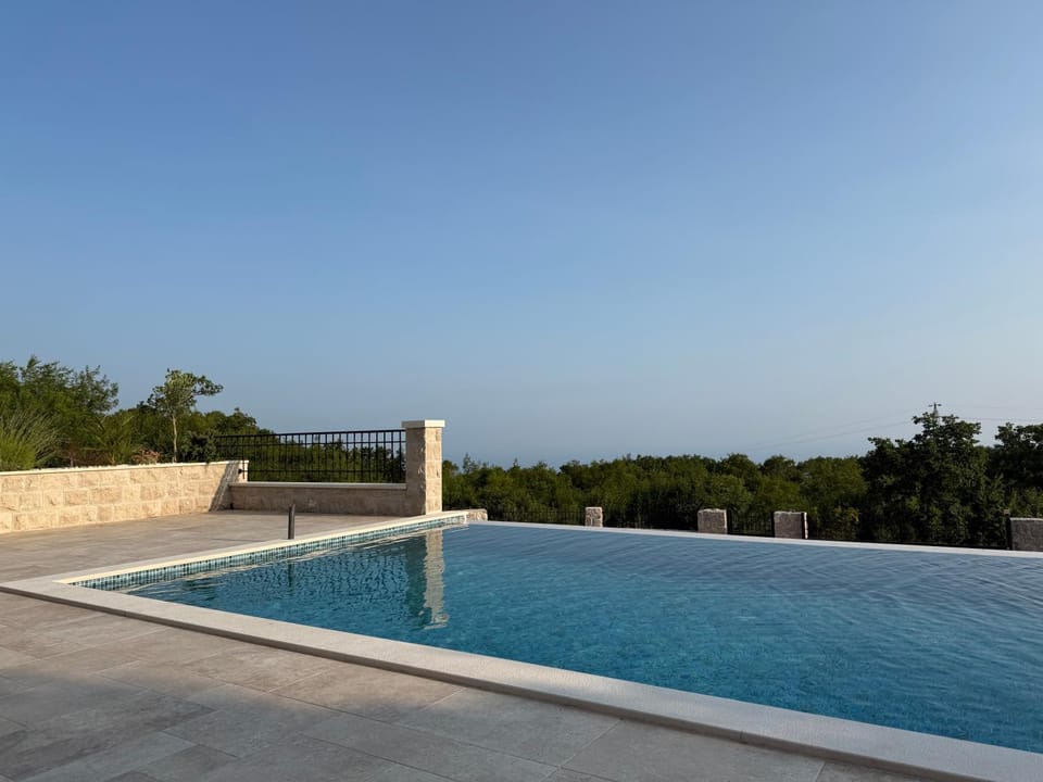 Villa Maluso Villa in Budva Municipality