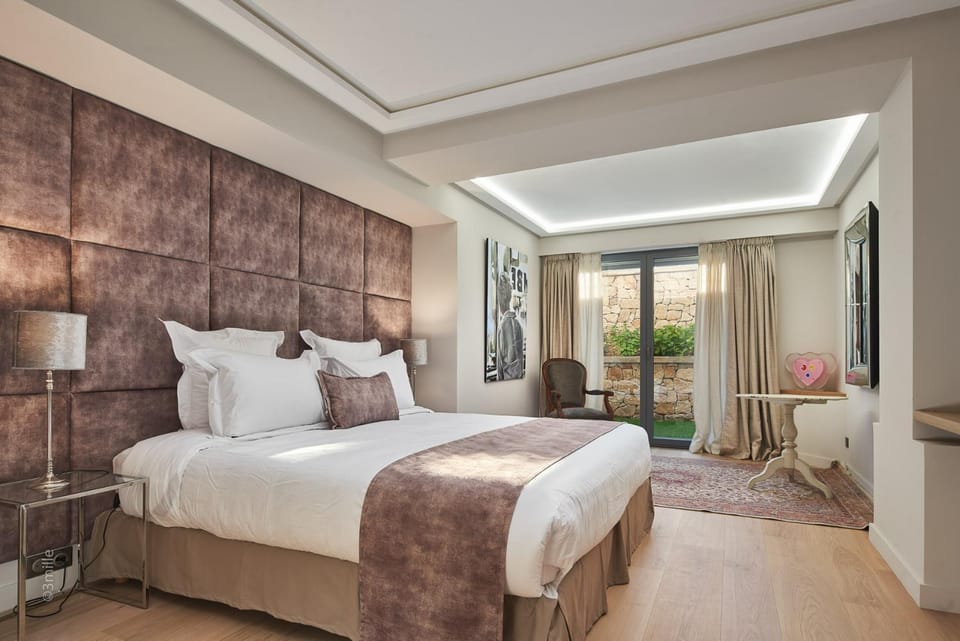 FRGK "Villa Maria Croisette Luxury Cannes Villa near Beach Ultra-Fast Wi-Fi" Villa in Cannes