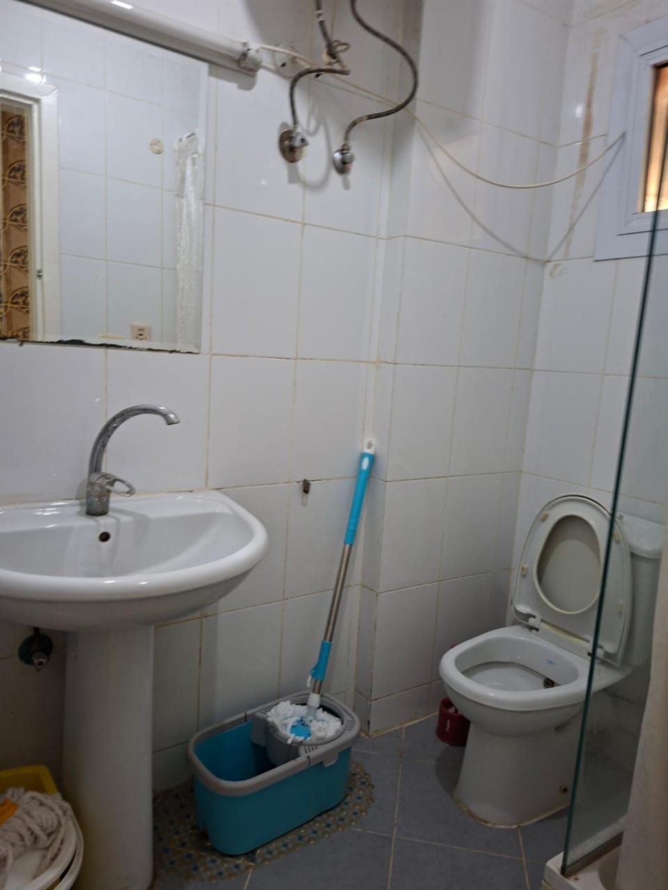 Shower, Toilet, Bathroom