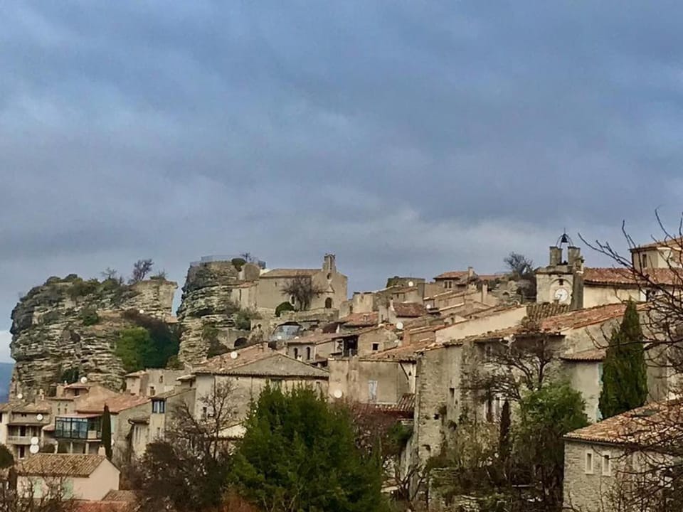 Charming house in Provence, 2 to 10 people House in Apt