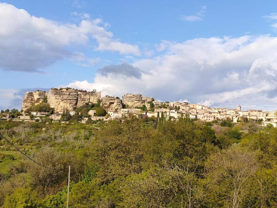 Charming house in Provence, 2 to 10 people House in Apt