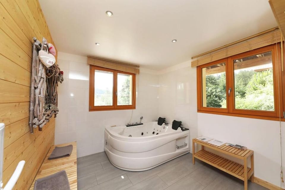 Chalet le Boulonnais, 10p avec sauna et balnéo Chalet in Vosges