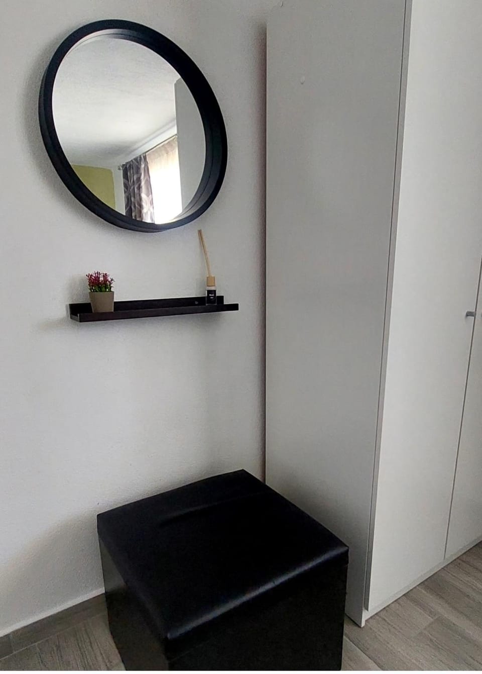 wardrobe