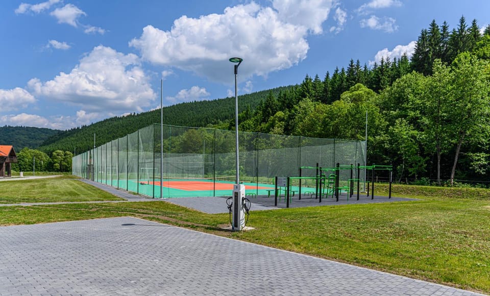 Tennis court