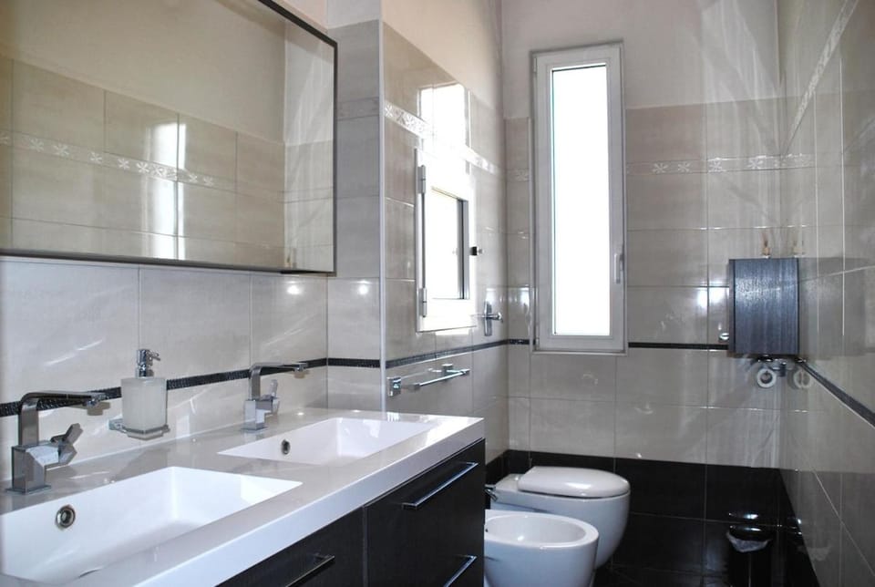 ApaSHORT Apartment in Milan