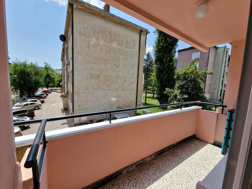Street view, Parking