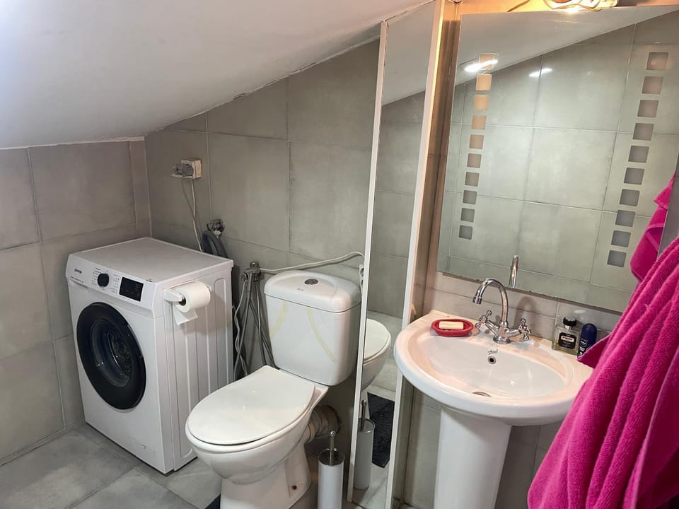 Shower, Bathroom, dryer