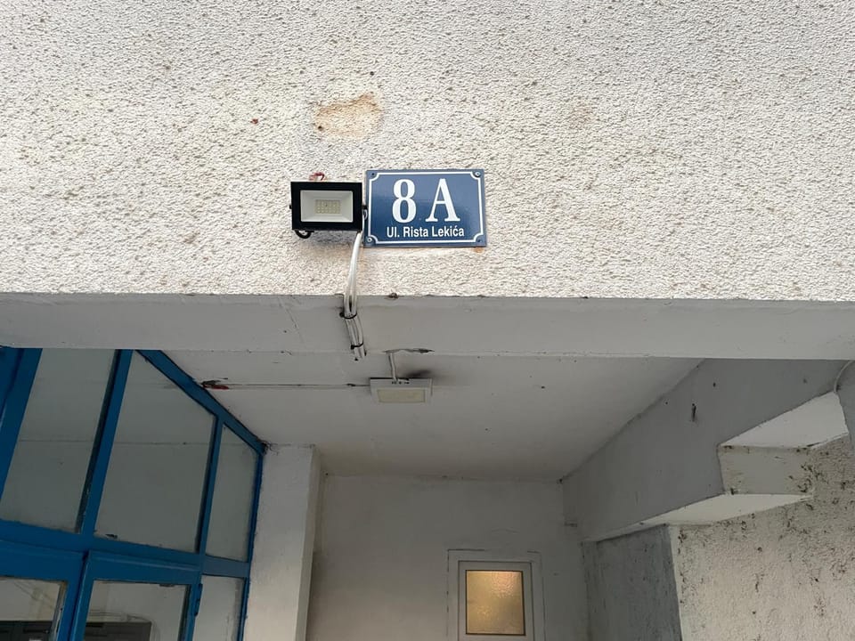 Property building, Street view