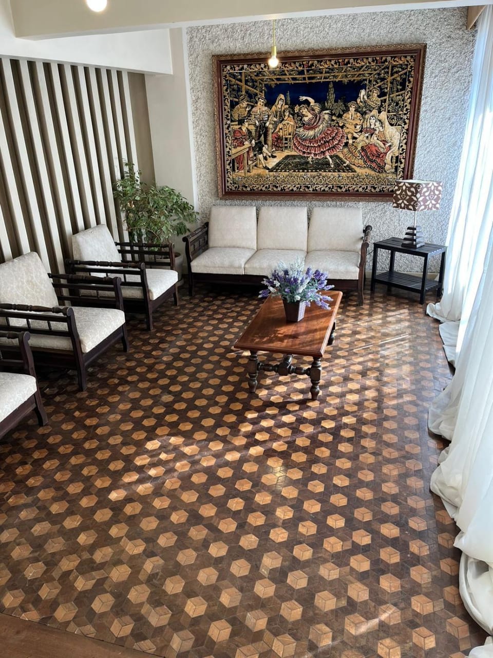 Living room, Seating area, kitchen