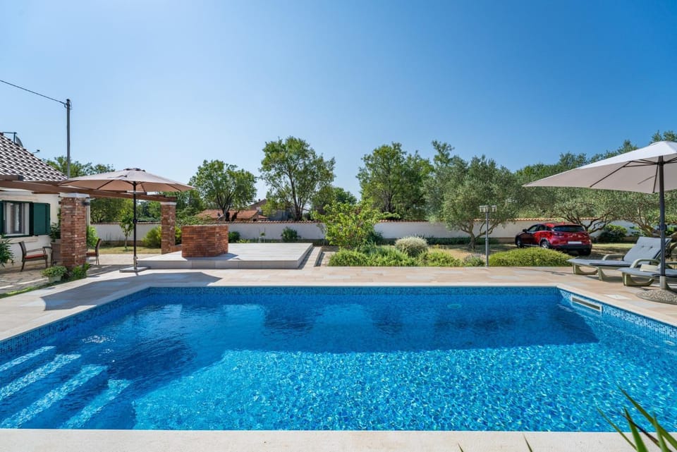 Haus Zdravko in Prkos - Haus für 4 Personen House in Zadar County