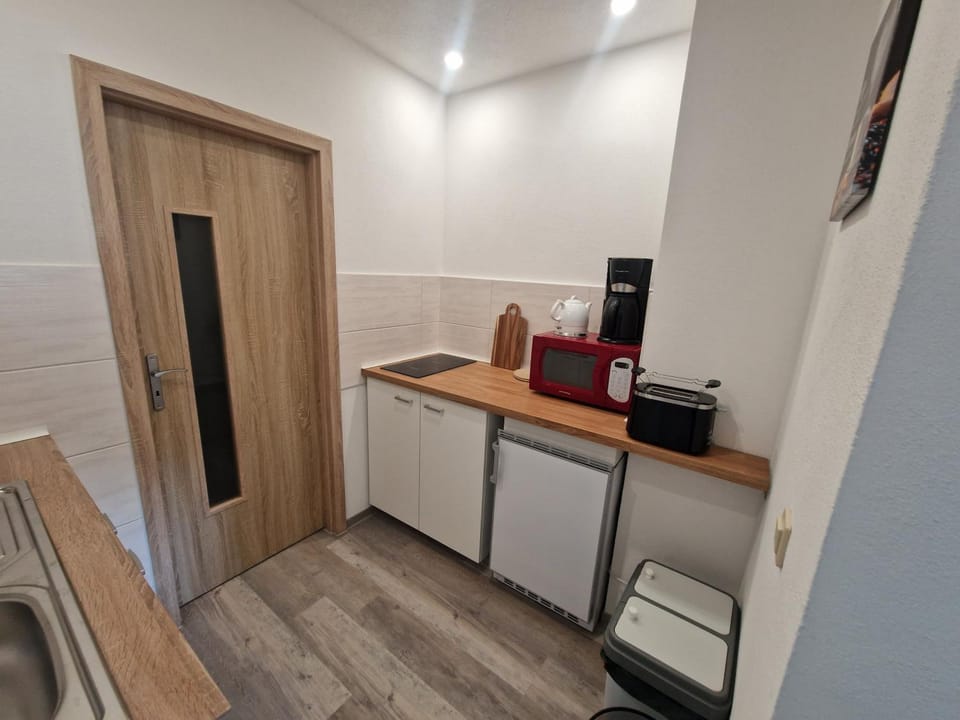 Coffee/tea facilities, Kitchen or kitchenette, toaster
