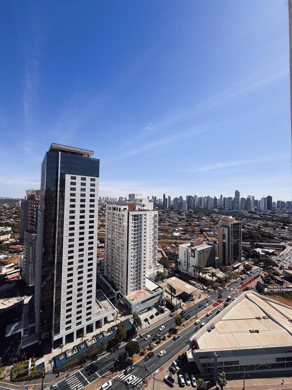 City view, Street view, Location
