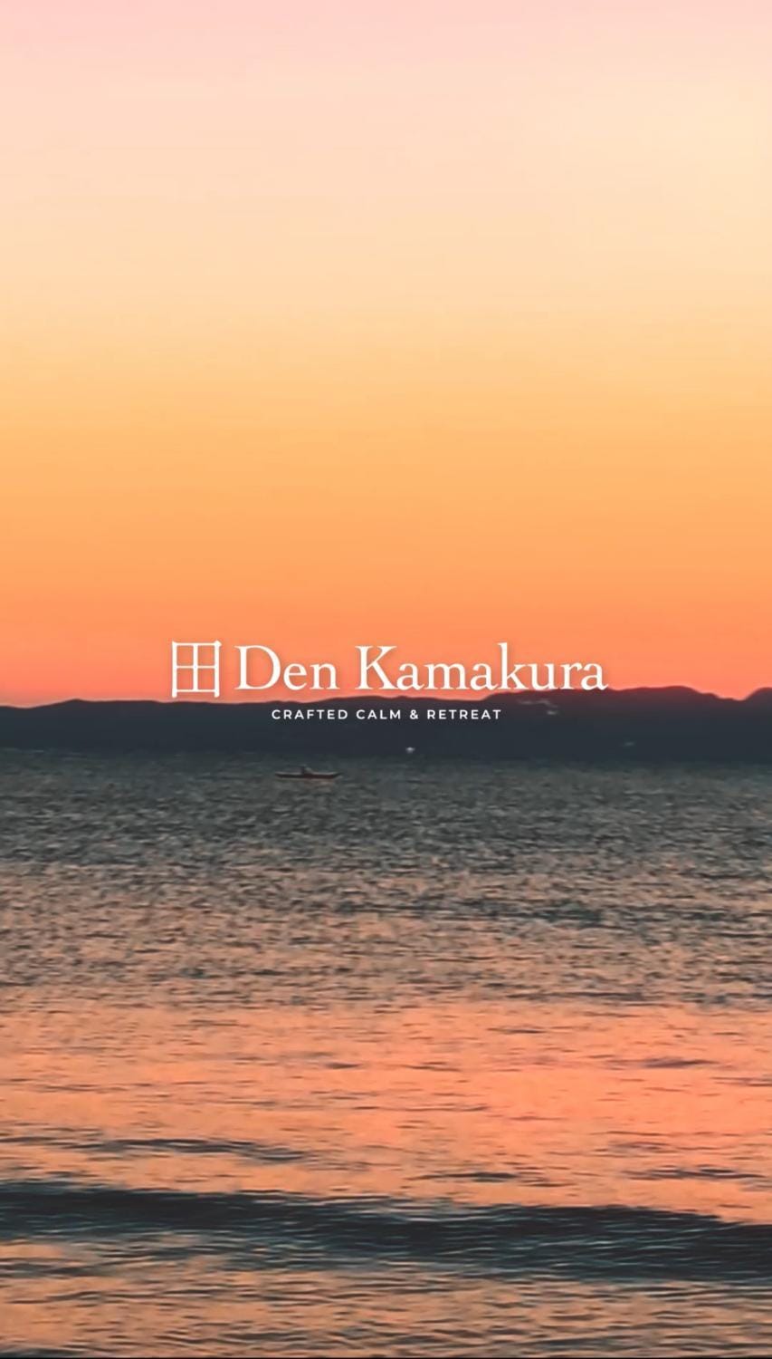 Nearby landmark, Beach, Text overlay