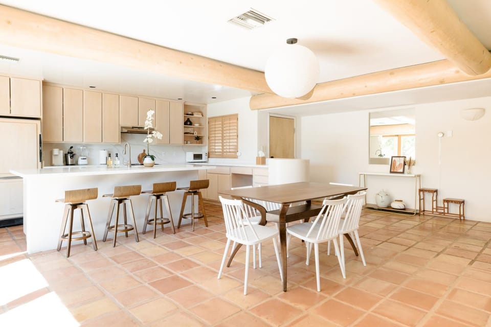 3BD 2BA Scottsdale Poolside Oasis House in Scottsdale