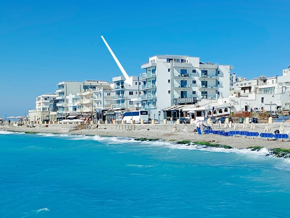 Property building, Day, Beach, City view, Sea view, sunbed