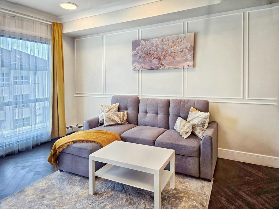 Living room, Decorative detail, Seating area