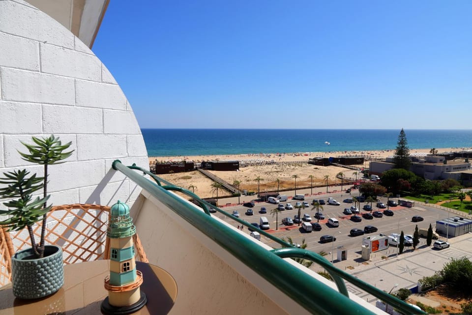 Natural landscape, View (from property/room), Balcony/Terrace, Beach, Sea view