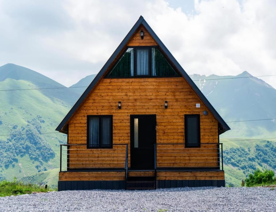 Property building, Day, Natural landscape, Mountain view