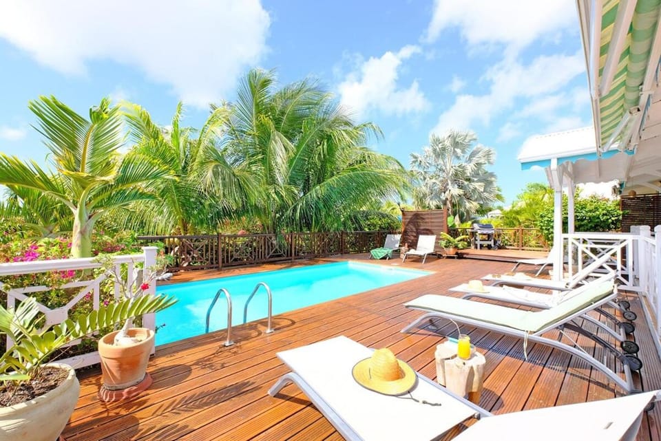 Charming villa with swimming pool for 6-8 Villa in Grande-Terre, Guadeloupe