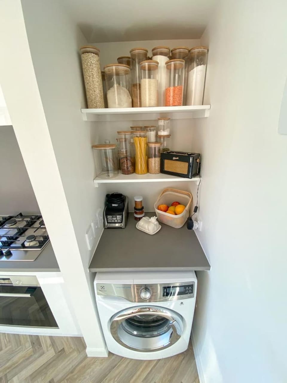 Sunny self contained unit in Shotover Apartment in Queenstown