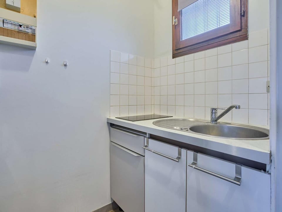 Studio cosy près des thermes avec Wifi et parking, idéal pour 2 personnes - FR-1-841-59 Apartment in Occitanie