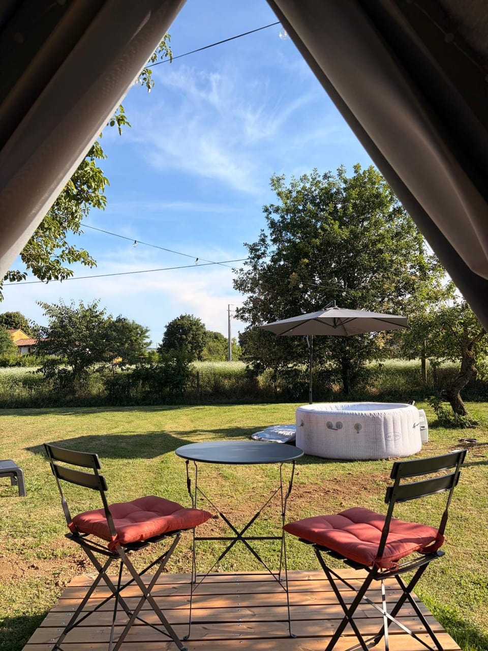 Day, Garden view