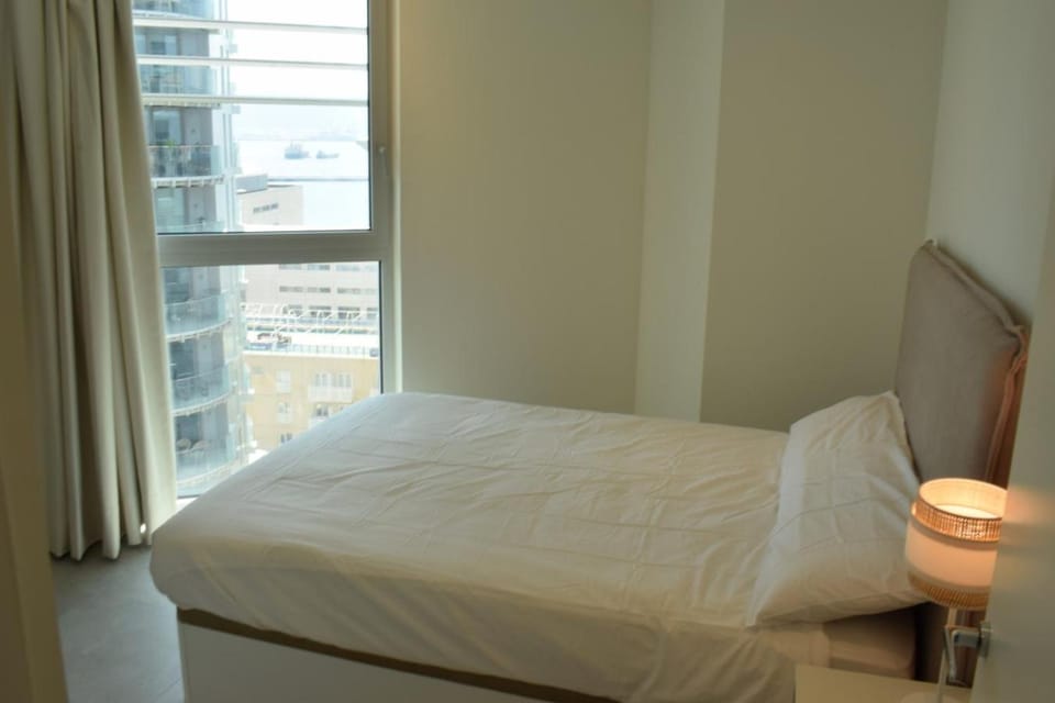Straits Panoramic Views Apartment in Gibraltar
