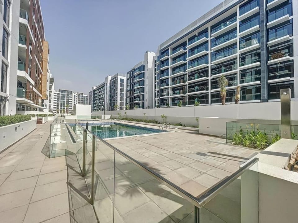 Property building, Swimming pool