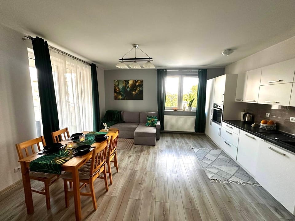 Urban Green Września,Przytulny apartament z parkingiem Apartment in Greater Poland Voivodeship