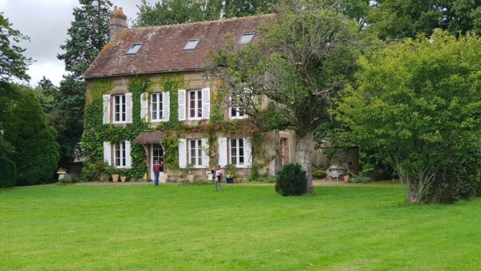 Halte dans le Perche - - 3 route de la Saussaie - BUBERTRE Bed and Breakfast in Normandy