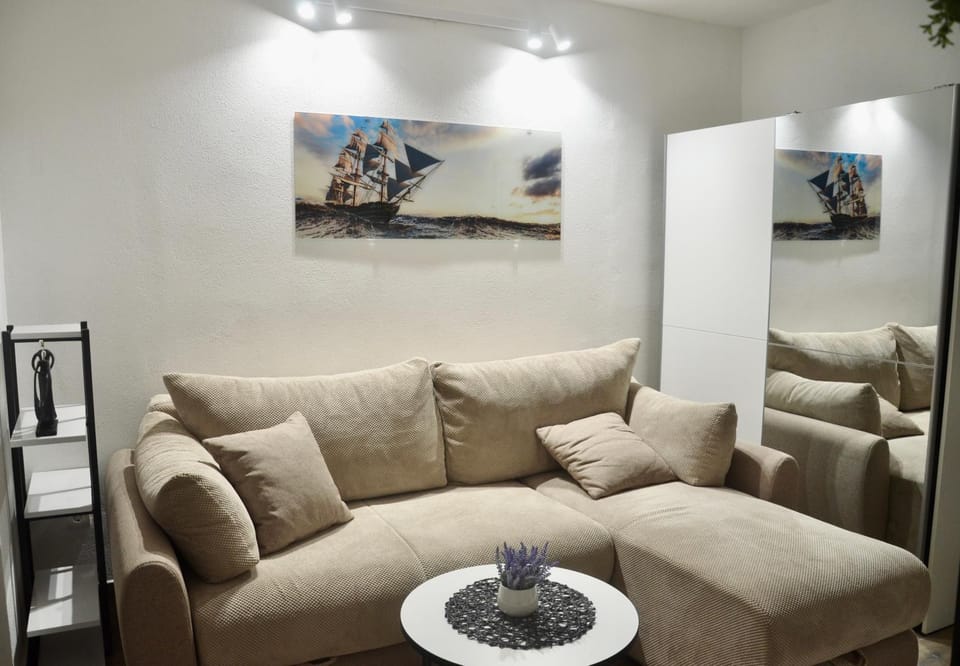 Cozy one bedroom apartment with parking Apartment in Budva Municipality